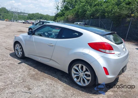 2013 Hyundai Veloster Base W/Black from USA, damaged, VIN KMHTC6AD0DU120996
